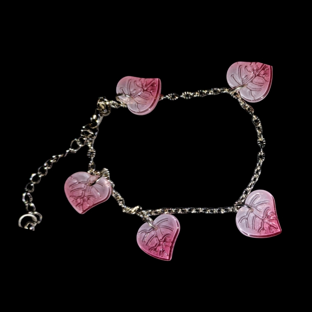Heart Leaf Charm Bracelet In Silver/Pink